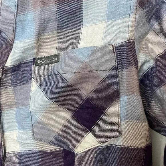 ☀️Columbia Long Sleeve Button Up - Picture 2 of 6